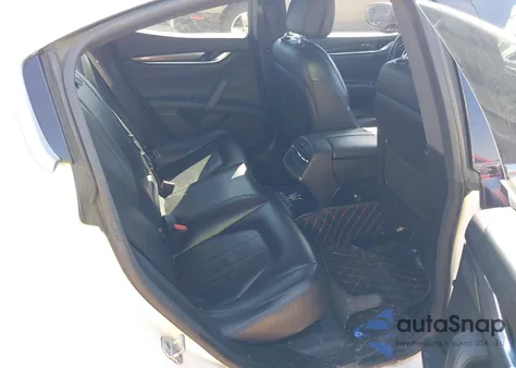 2017 Maserati Ghibli из США, поврежденный, VIN ZAM57XSA2H1206194